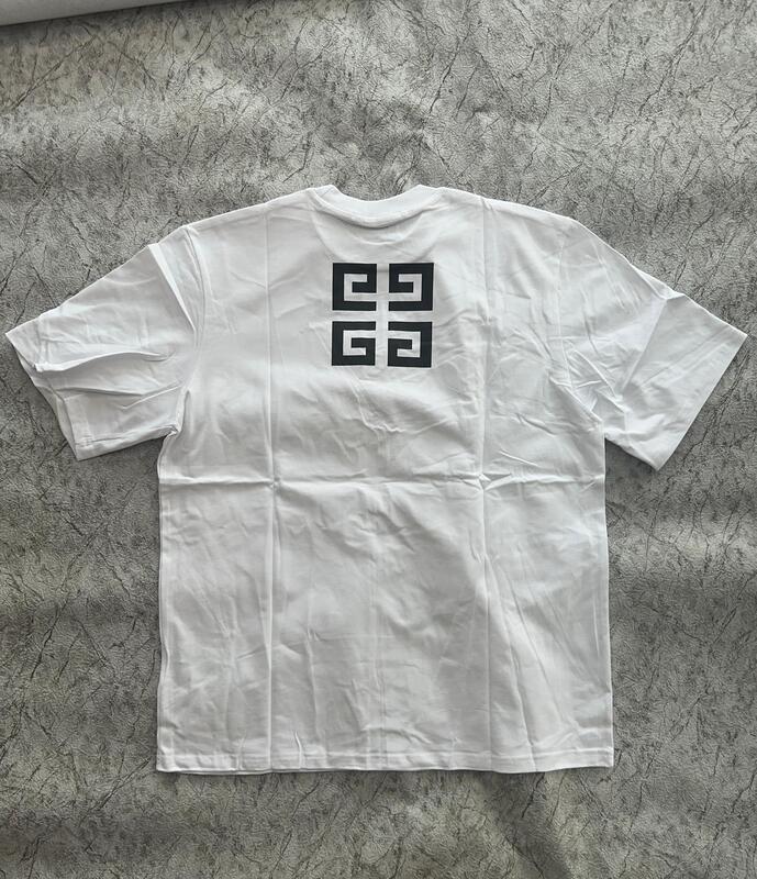 GIVENCHY T-SHIRT GIVENCHY T-SHIRT